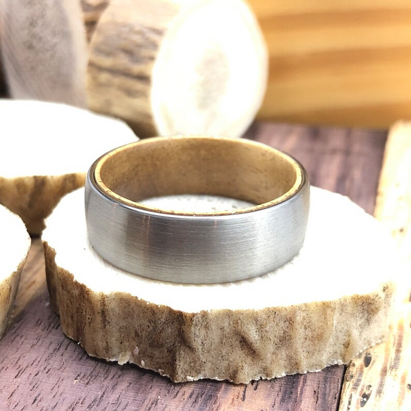 THREE KEYS JEWELRY 8mm Damascus Steel Mens Wedding Ring Domed Wood